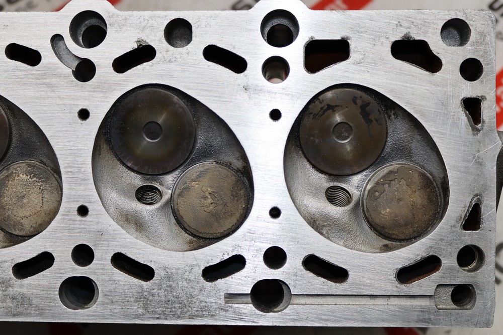 Testata 1706937, M40, 164E1, 184E1 per BMW 164E1, 184E1