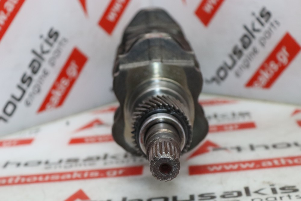 Crankshaft V2403, 1G851-23010, 1G851-23012, 1G851-23013, 1G851-23015, 1G851-23017, 1G851-23020 for KUBOTA V2403