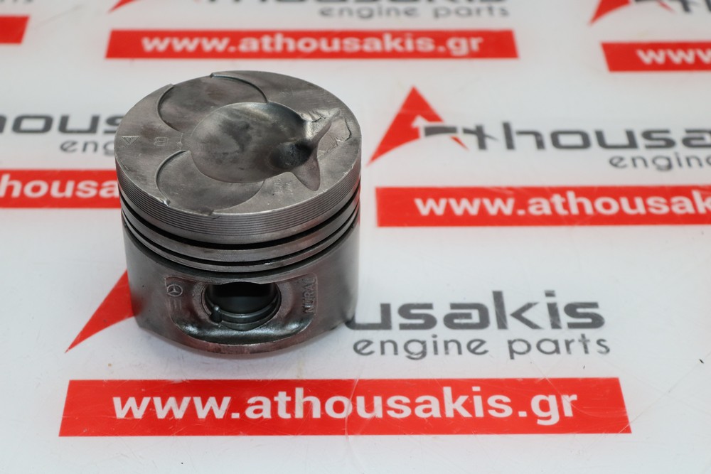 Pistone 8953, 6010301317, 6010301817 per MERCEDES 601900, 601940, 601941, 601942, 601943, 602940, 602942, 602946, 602947, 602948, 602991, 602994, 602995