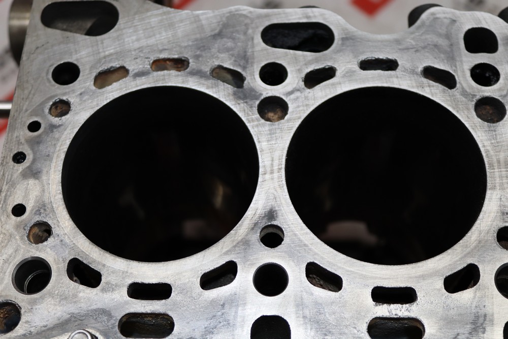 Motorblock 6510110201 zum MERCEDES OM651
