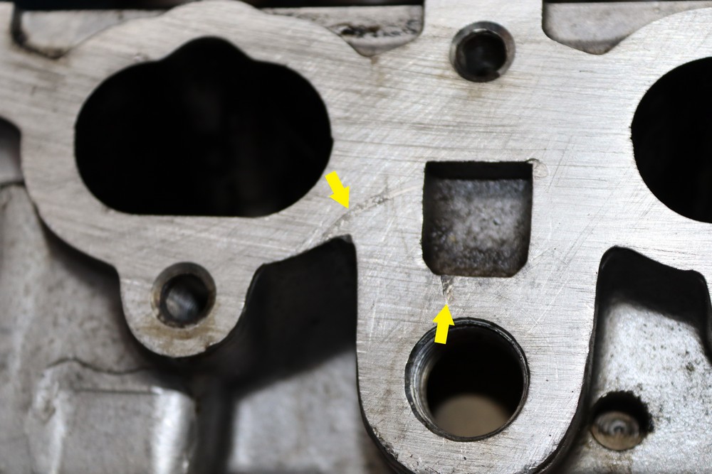 Culata LC13L, 22100-22620, 22100-22621 para HYUNDAI G4EH. G4EA