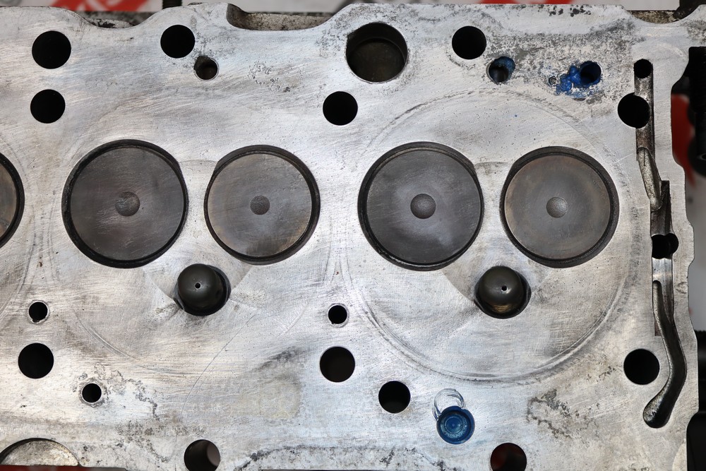 Καπάκι 6010161001, 6010101920, 6010105520 για MERCEDES 601900, 601910, 601911, 601912, 601913, 601940, 601941, 601942