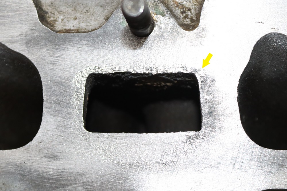 Testata 94SM6090AB per FORD