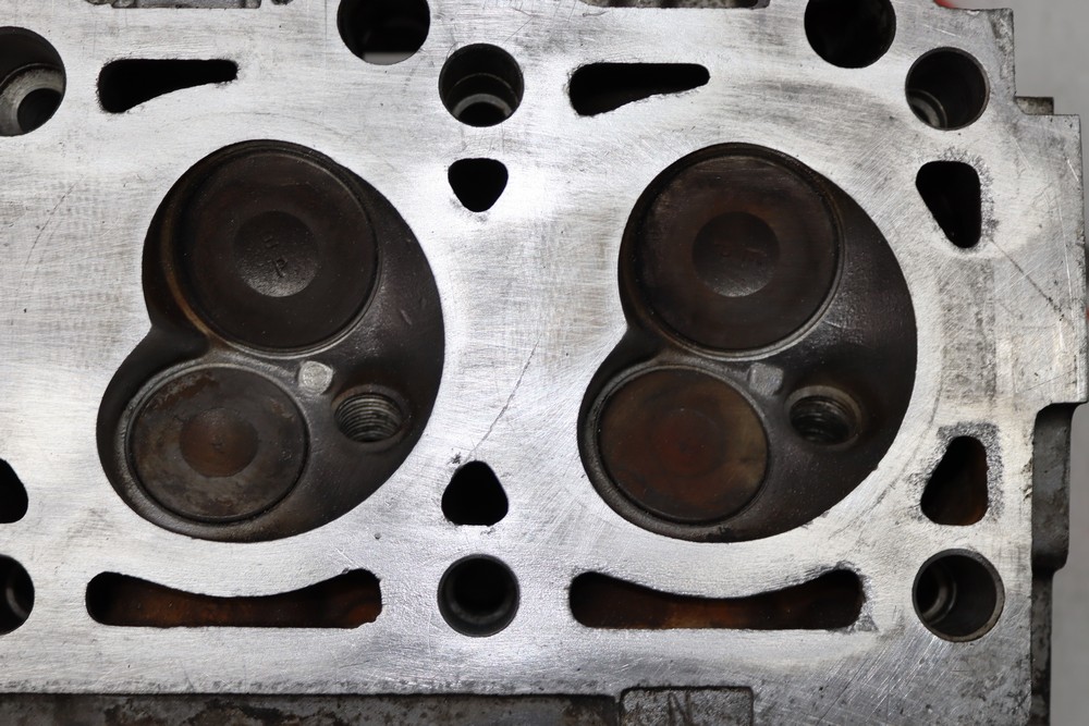 Testata 94SM6090AB per FORD