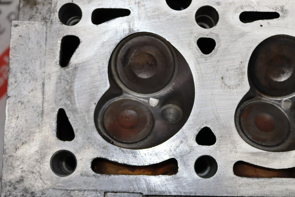 Testata 94SM6090AB per FORD