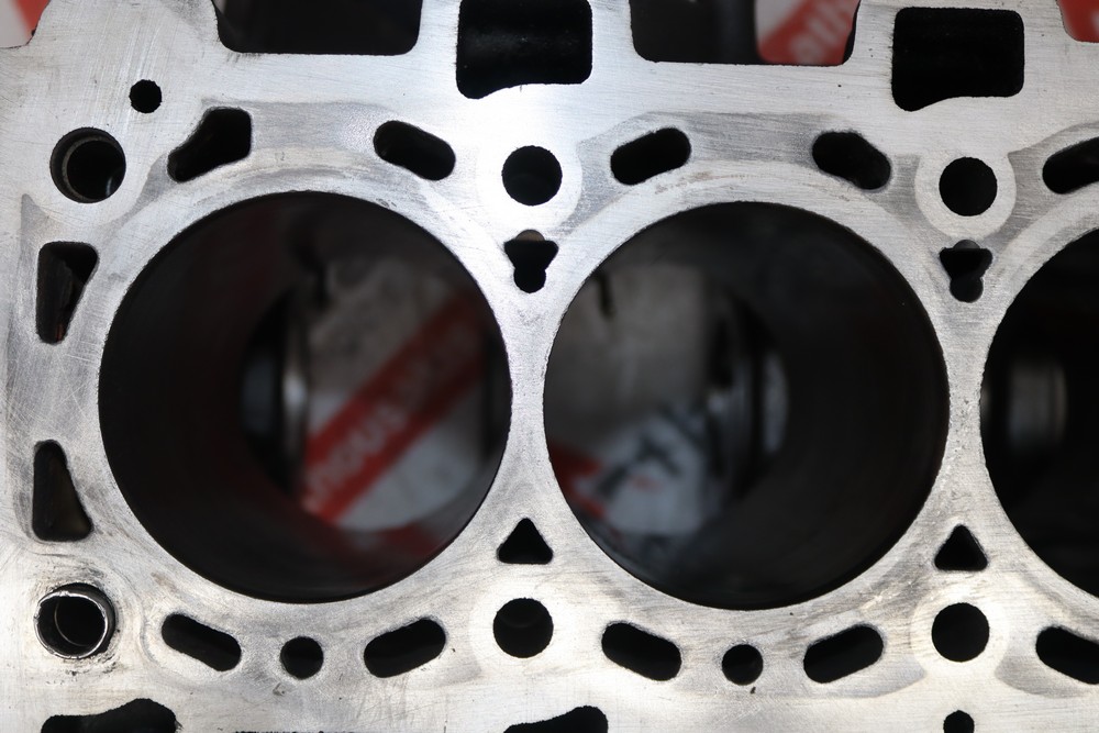 Motorblock 11339R zum RENAULT, OPEL M9T704, M9T706