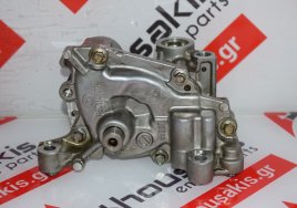Pompa olio PE01-14-100 per MAZDA P5