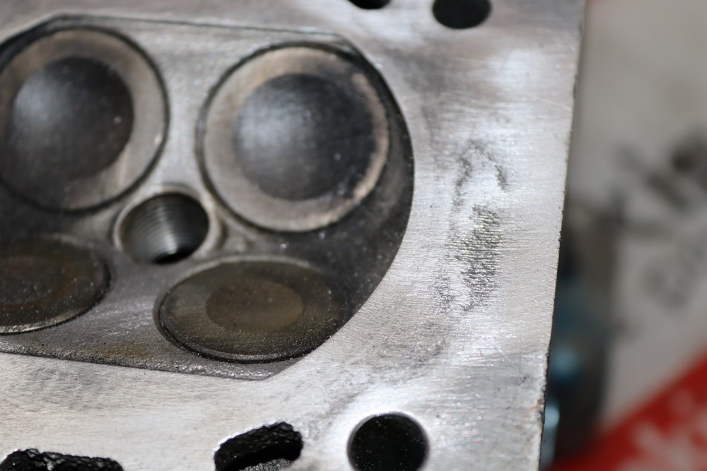 Zylinderkopf 55355430, Z12XEP, Z14XEP, 55355425, 5607157, 607347, 60904, 24469157 zum OPEL Z12XEP, Z14XEP